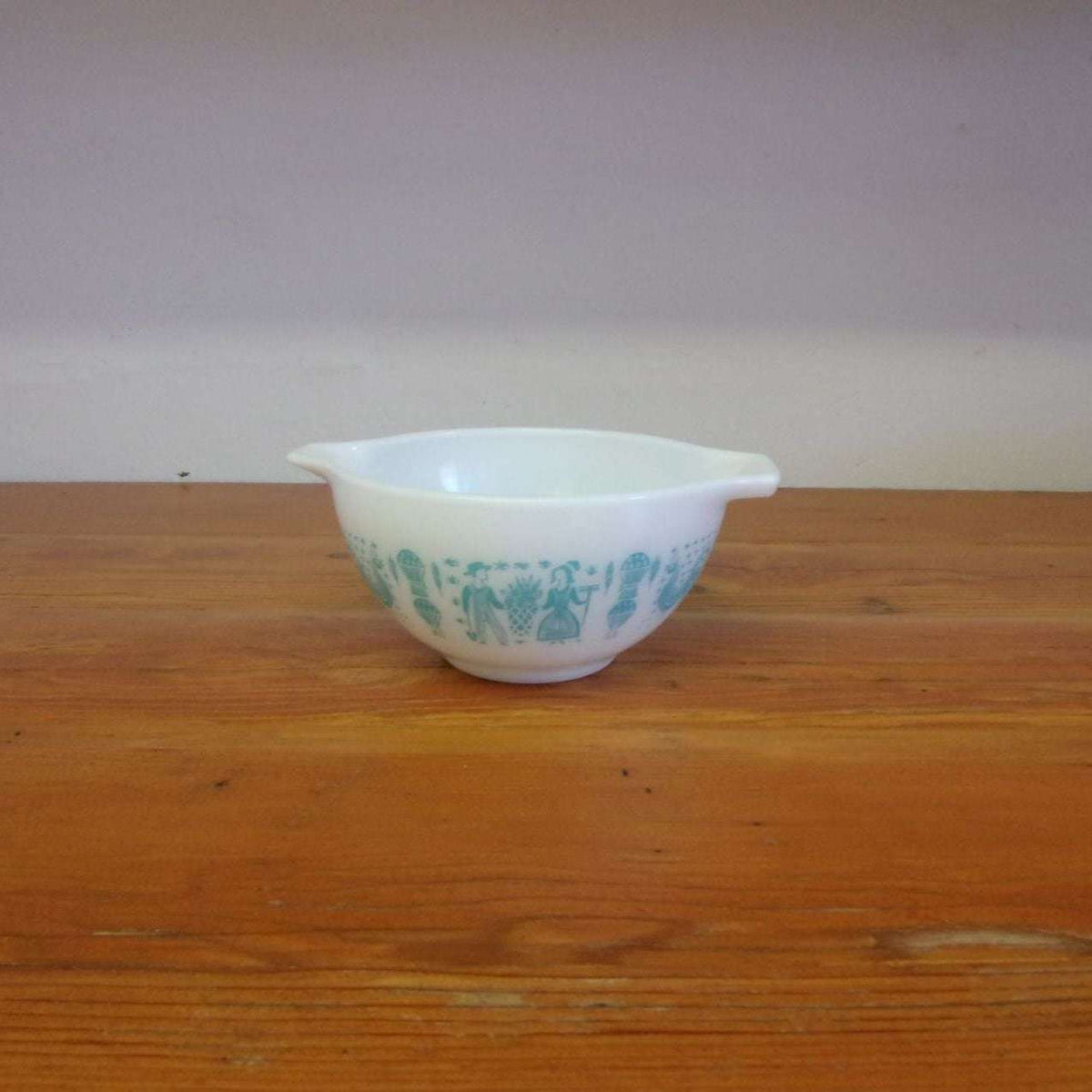 Vintage newest Pyrex Orange Butterprint 441