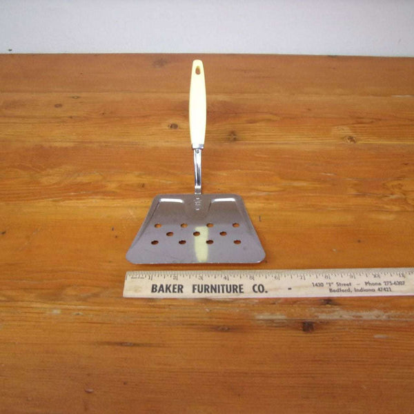 Ma_and_Pa's_Attic