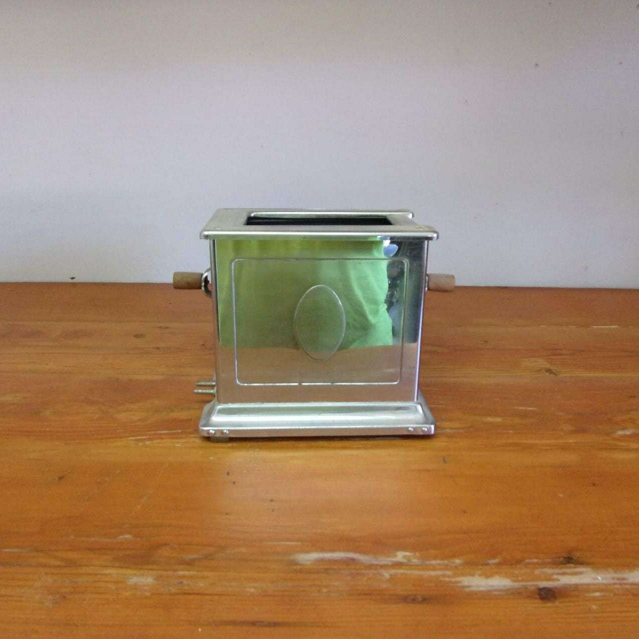 Antique Universal Toaster E7722C – Ma and Pa