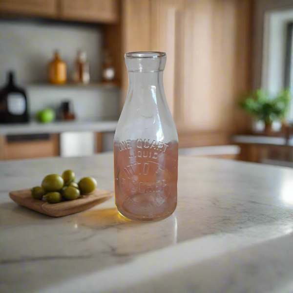 Vintage Otto F. Fischer One Quart Liquid Buffalo, NY Bottle