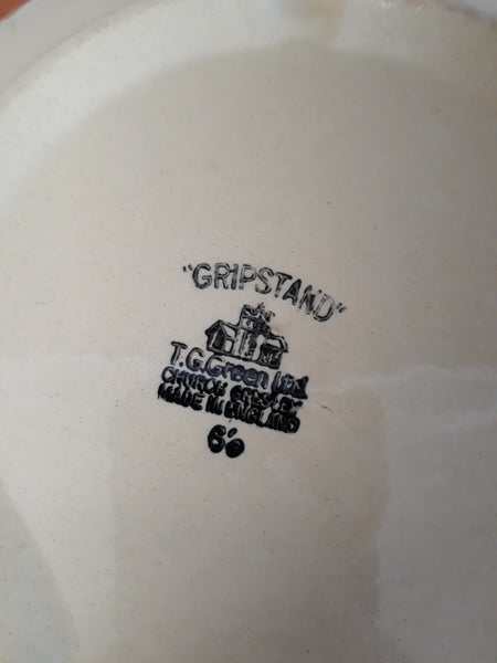 Antique TG Green LTD Gripstand Made in England Mixing Bowl