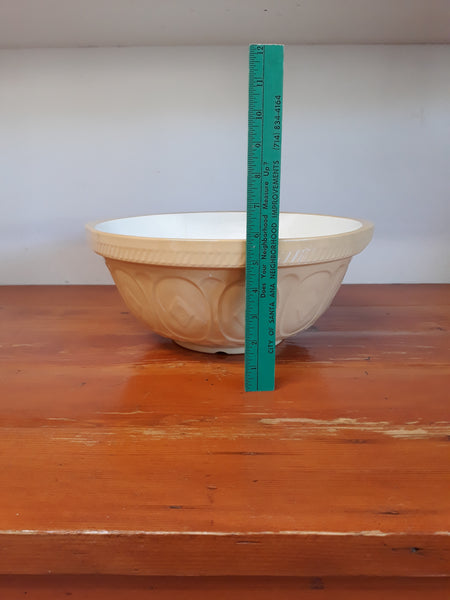 Antique TG Green LTD Gripstand Made in England Mixing Bowl