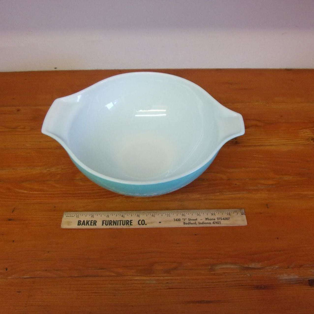 https://maandpasattic.com/cdn/shop/files/vintage-pyrex-butterprint-cinderella-mixing-bowl-444-4-qt-bowl-pyrex-dishes-amish-print-ma-and-pas-attic-32612372_1024x1024.jpg?v=1693071521