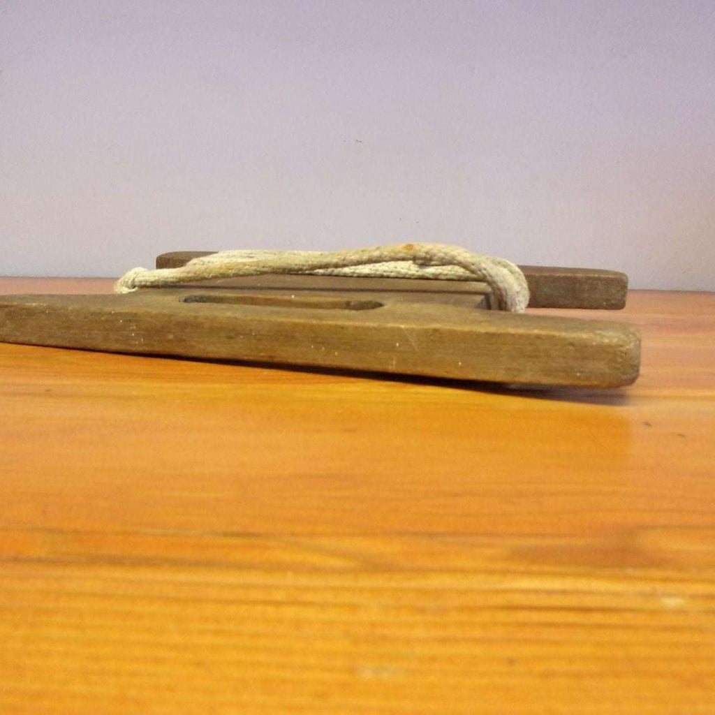 Antique primitive wood rope, string winder – Ma and Pa's Attic