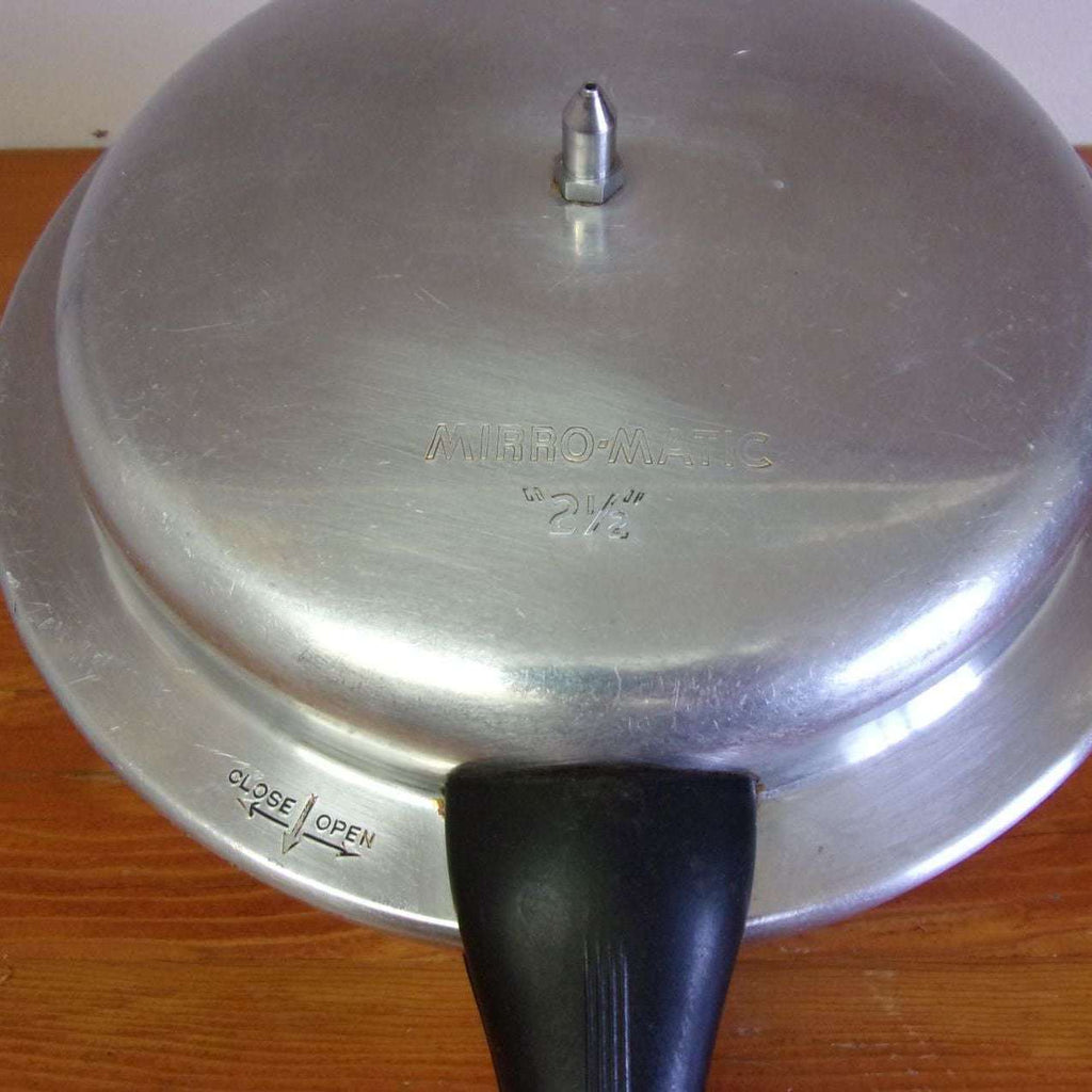 Vintage Mirro Matic Pressure Cooker 2 1/2 Quart – Ma and Pa's Attic ®