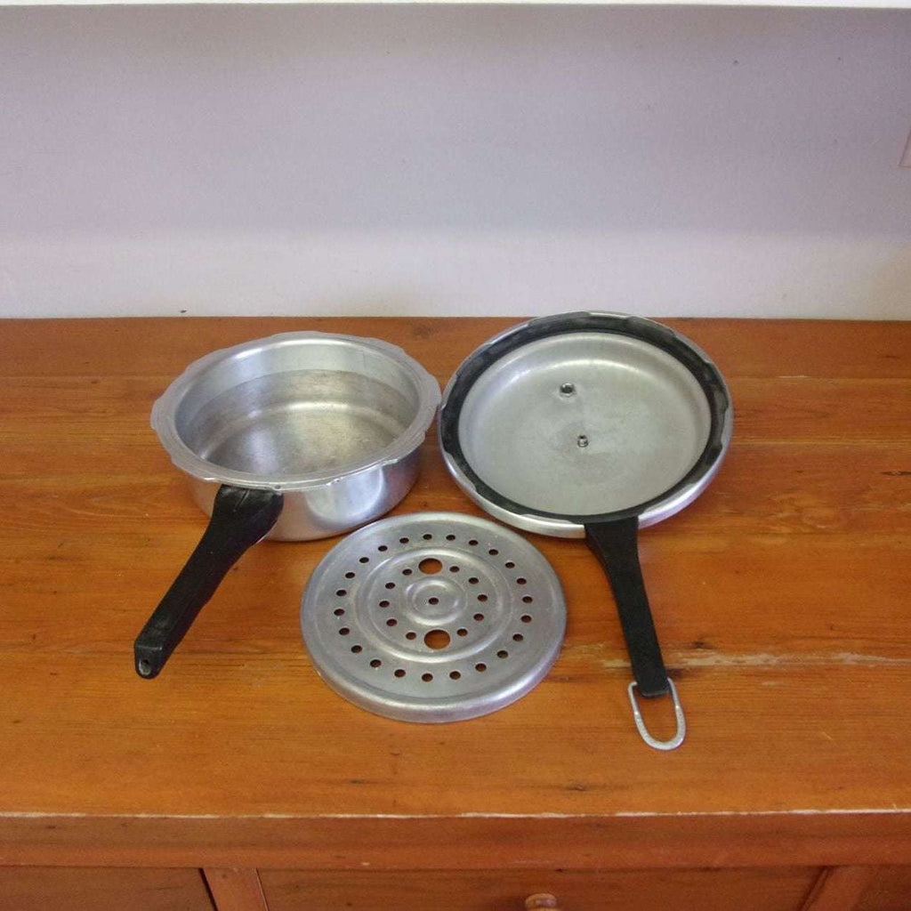 Vintage Mirro 12qt Pressure Cooker M-0512 With Jiggler, Rack &  Instructions, Excellent Used Condition, No Wobble, Superficial  Discoloration 