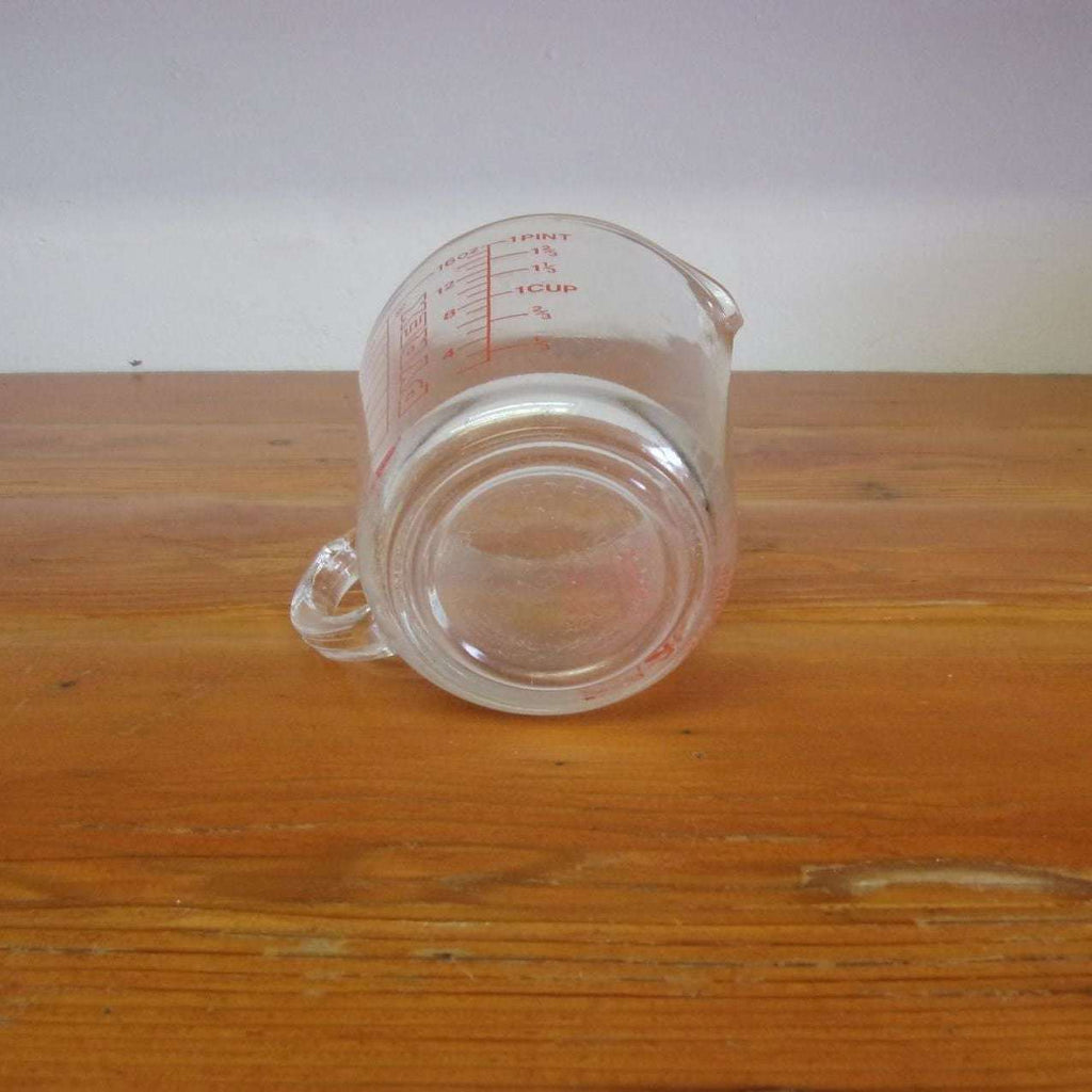 Vintage PYREX Measuring Cup 16 oz. Red Writing Glass Mid Century Country  Cooking