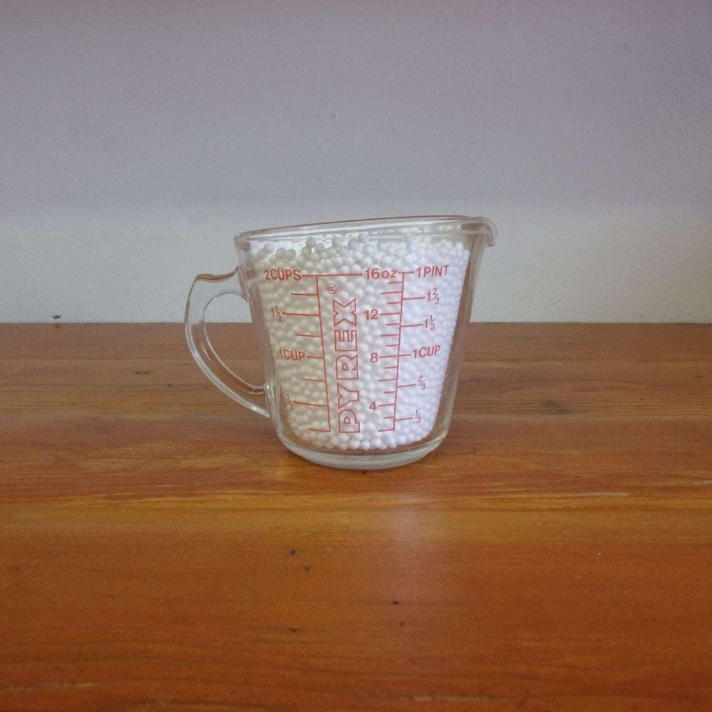VINTAGE PYREX 2 QT. 8 CUP LARGE GLASS MEASURING CUP WITH HANDLE, MADE IN USA